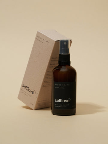 Self love — mgiełka do poduszki