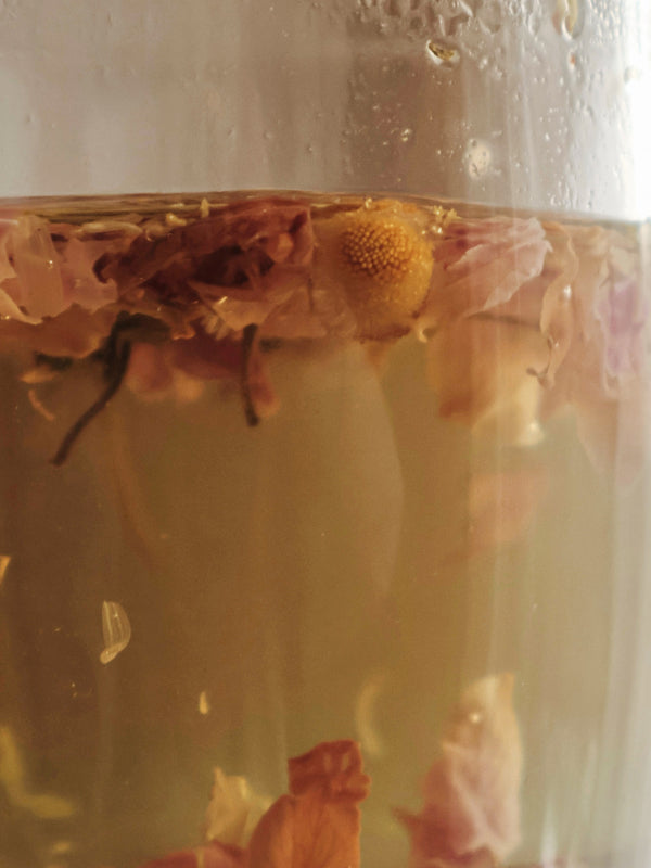Dear cha(r)momile - calming herbal tea